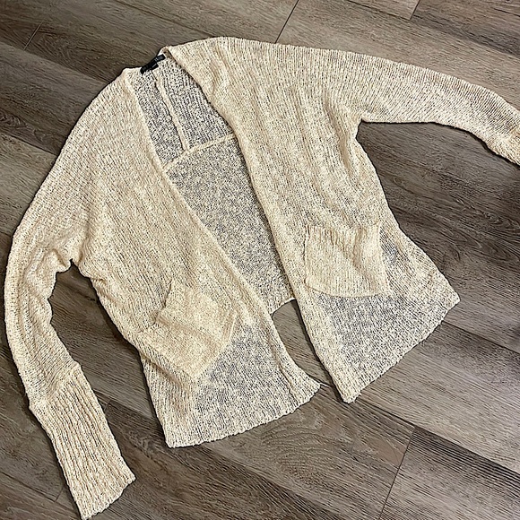 *NEW* Knit Cardigan - Picture 1 of 5